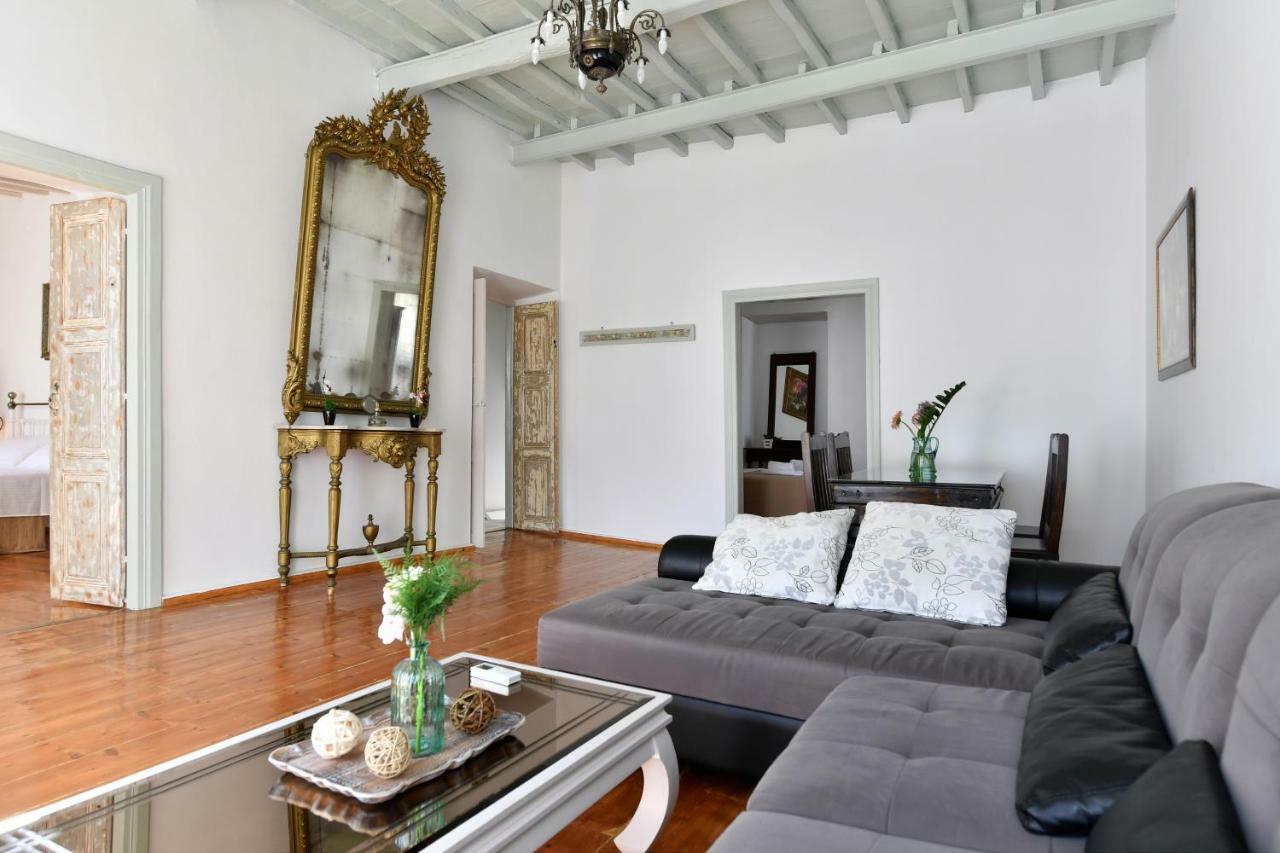 16Thcentury Apartment Parikia  Exterior photo